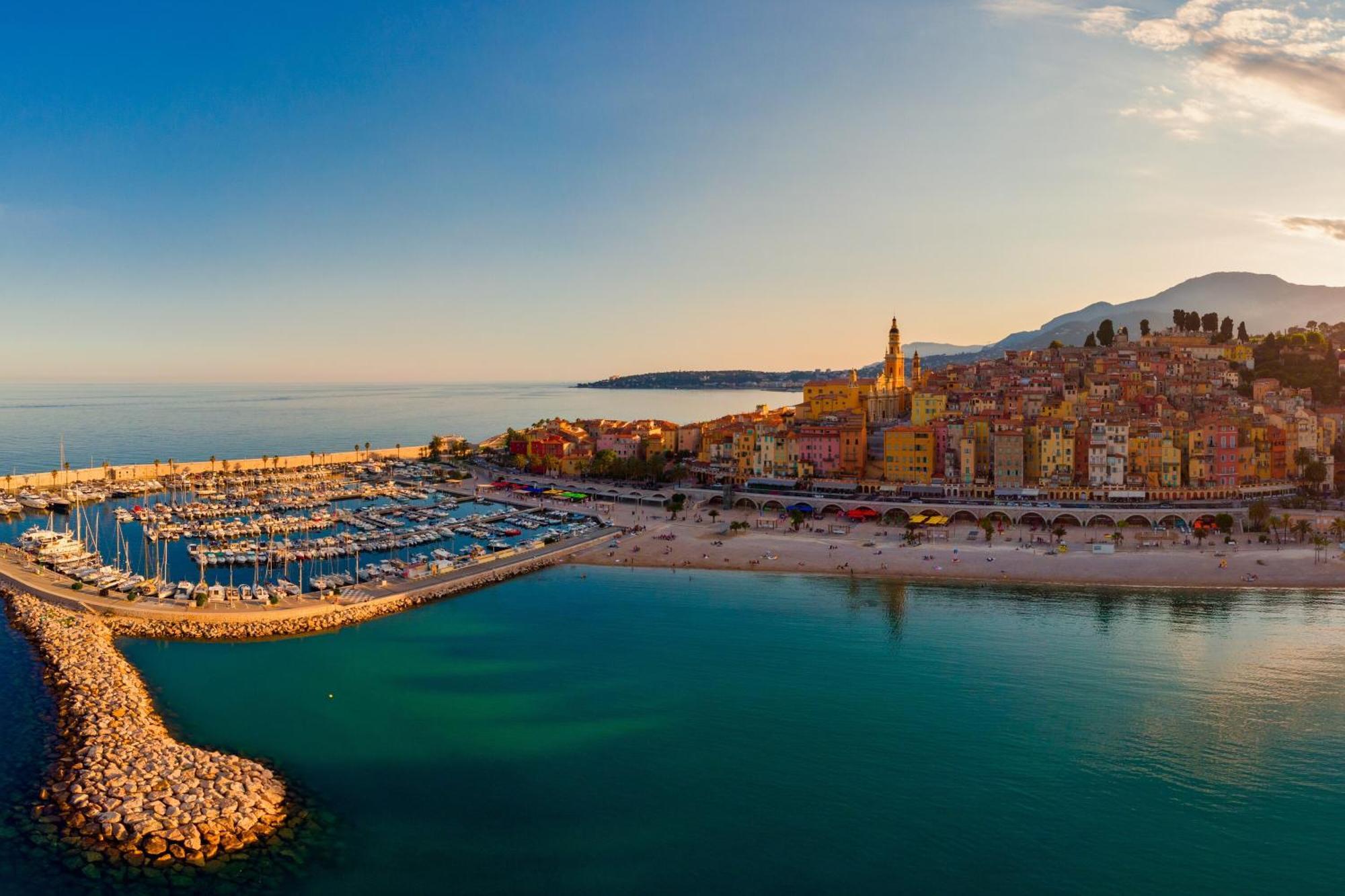 Victoria Bergamote Attic - Happy Rentals Menton Exteriér fotografie