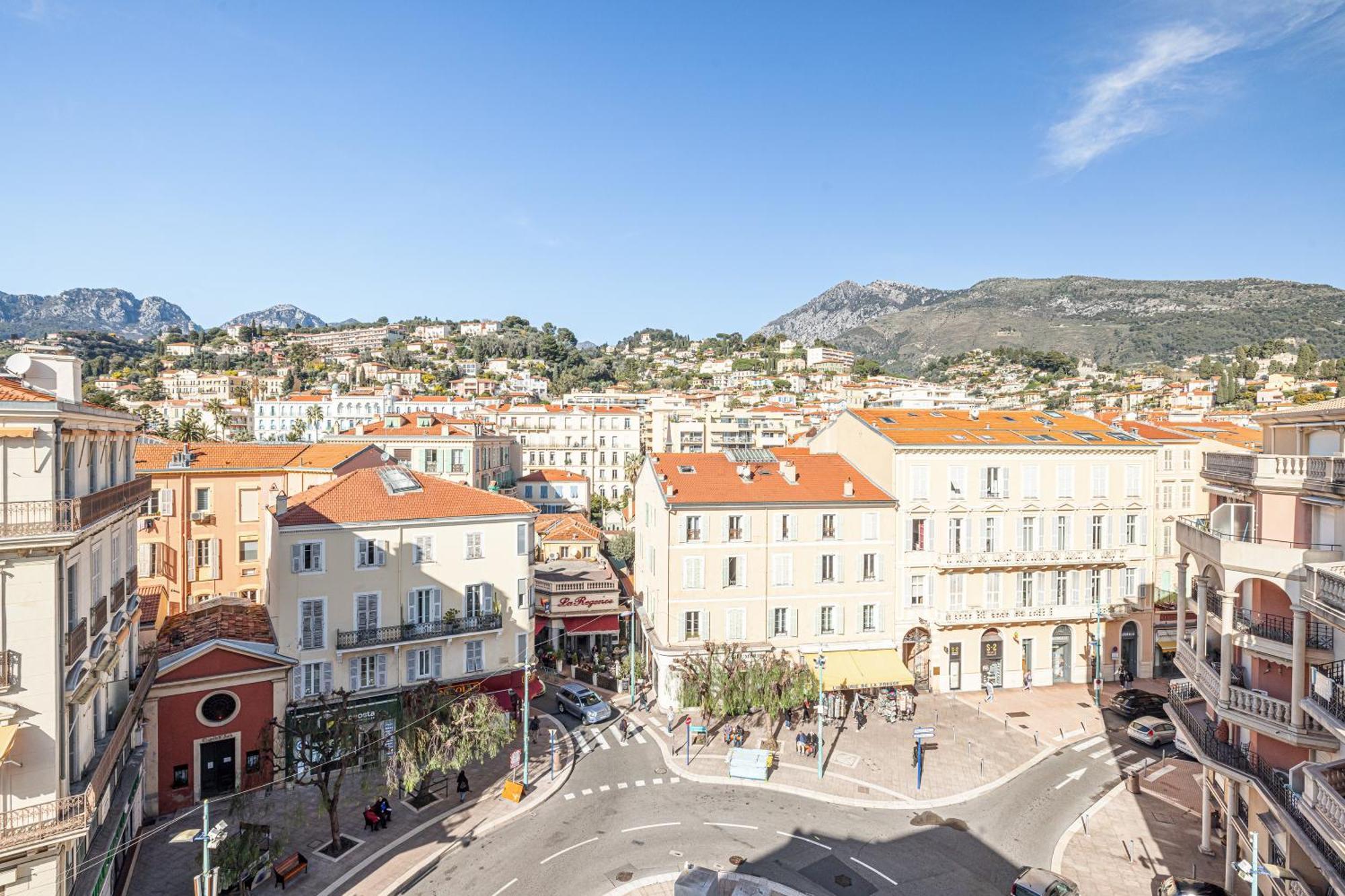 Victoria Bergamote Attic - Happy Rentals Menton Exteriér fotografie