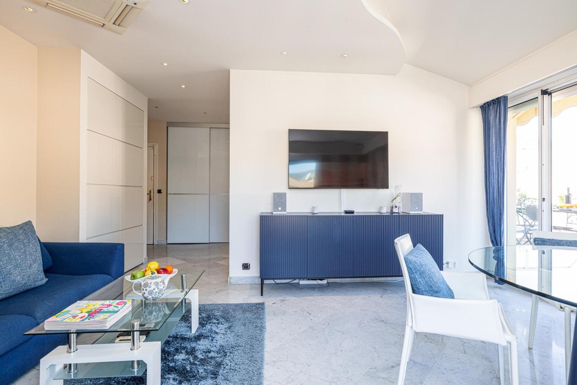 Victoria Bergamote Attic - Happy Rentals Menton Exteriér fotografie